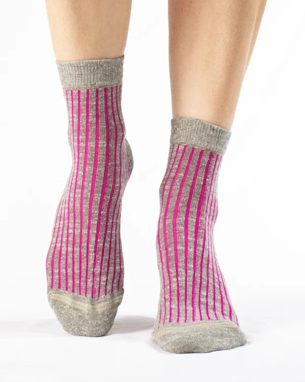 Calza-cotone-biologico-righe-verticali-fucsia_DC114.webp Cordoba