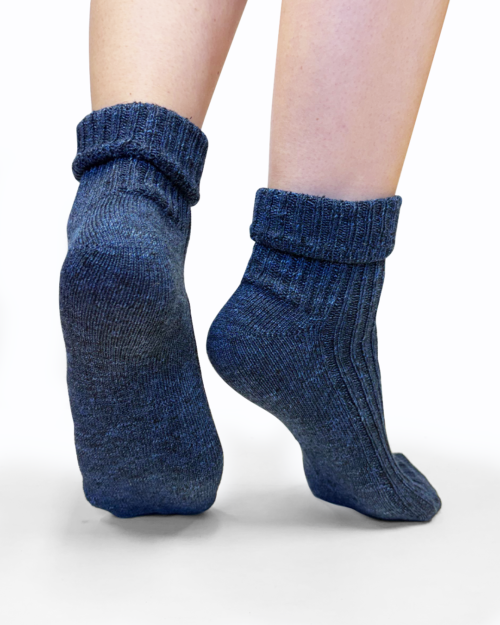 Calza-cotone-e-lino-risvolto-blu_DC273 Aria