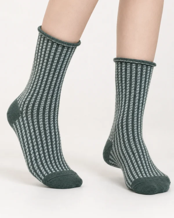 Floresta-calza-cotone-e-lana-liscio-taglio-vivo-fantasia-tartan-verde-scuro-e-grigio_DC96 Floresta